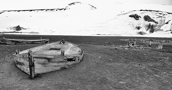 Water boats , Whalers bay, BW