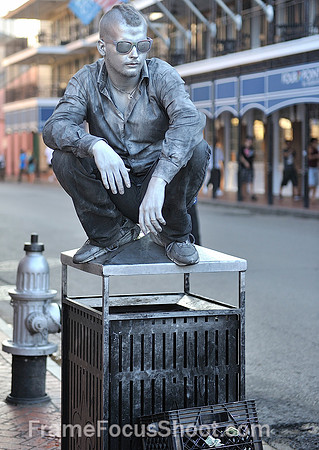 Stree mime.
