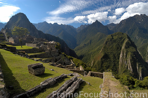 Macha Picchu plazza