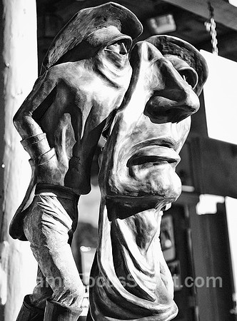 Toas sculpture.